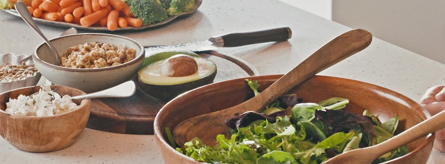 Salad bowl and toppings